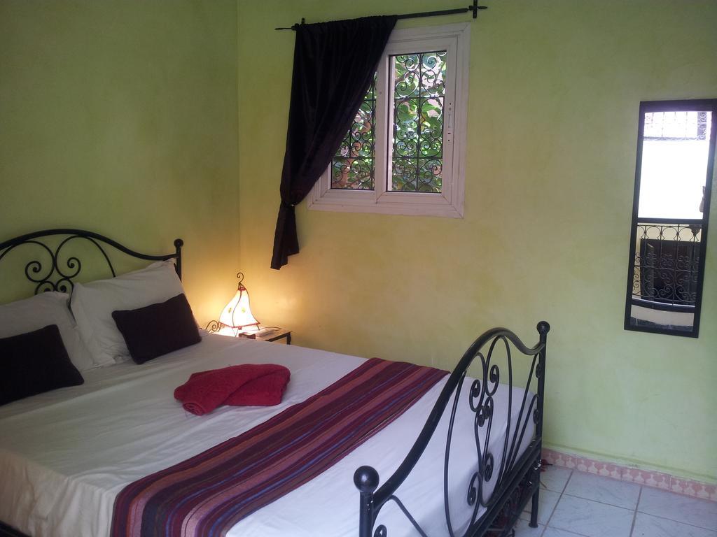 Riad Les Portes De La Medina Marrákes Szoba fotó